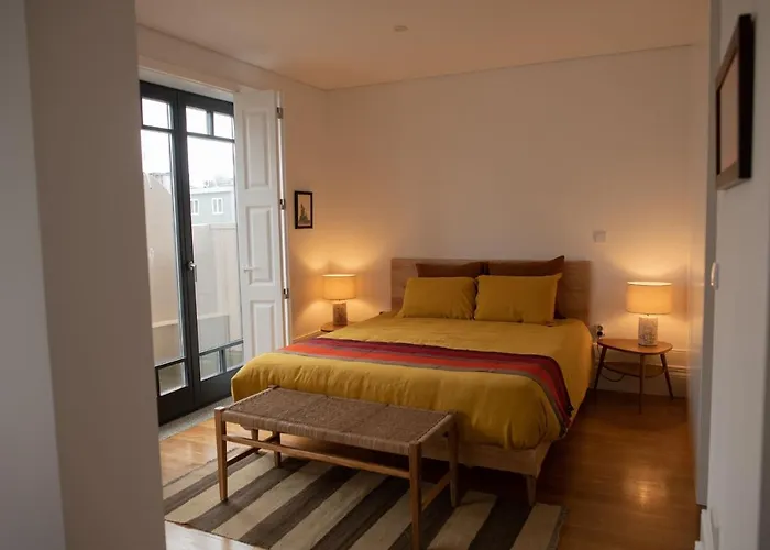 Spacious W/ Balcony & Ac By Lovelystay * بورتو